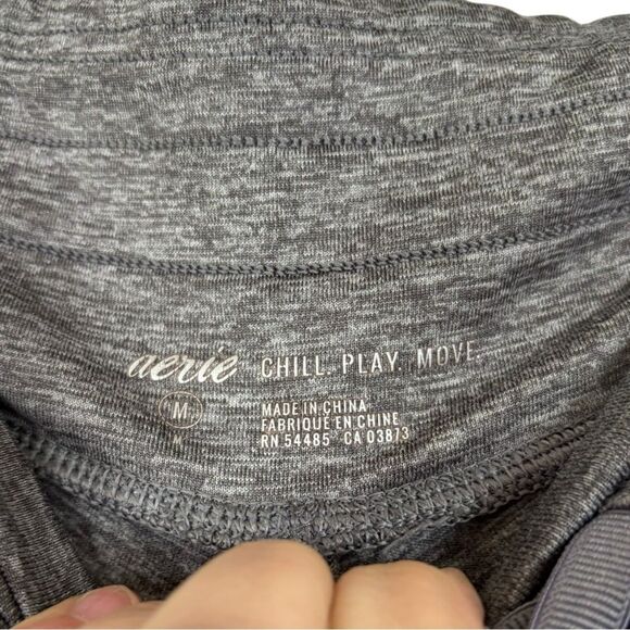 Offline By Aerie Warm Up Pocket Legging Grey Jogger Chill Play Move Women’s sz M - Picture 4 of 7